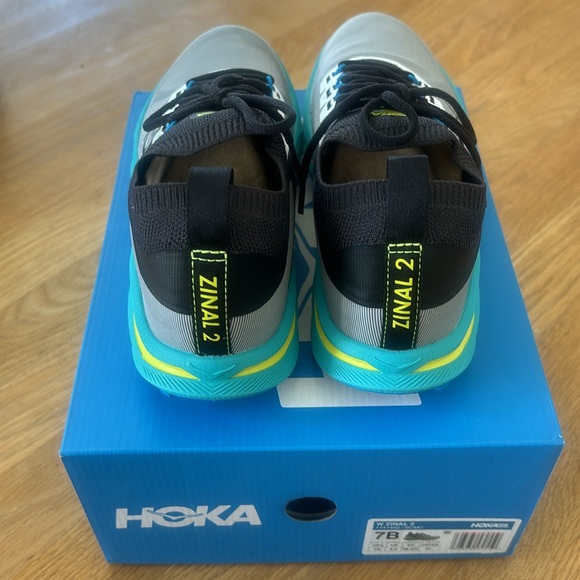 NWT. HOKA Women's Zinal 2 Trail Running Shoes. - Picture 4 of 8